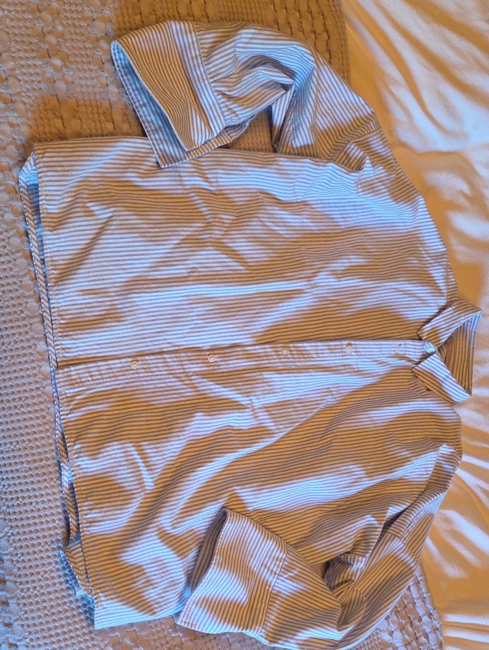 Everlane Oversizef Blue and White Striped Button-Up Shirt Size 16